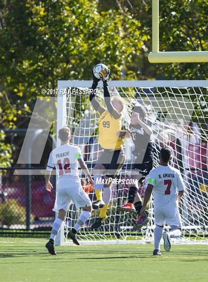 Thumbnail 1 in Wheatley vs. Center Moriches (NYSPHSAA Class B Regional Semifinal) photogallery.