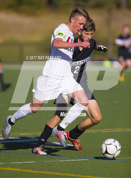 Thumbnail 1 in Wheatley vs. Center Moriches (NYSPHSAA Class B Regional Semifinal) photogallery.