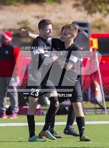 Thumbnail 1 in Wheatley vs. Center Moriches (NYSPHSAA Class B Regional Semifinal) photogallery.