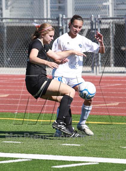 Thumbnail 2 in Verrado vs. Catalina Foothills (AIA D2 Final) photogallery.