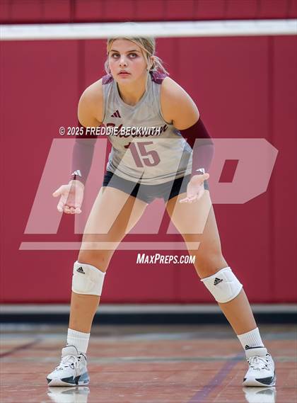 Thumbnail 2 in Sherman vs Bells (Hwy 75 Volleyfest) photogallery.
