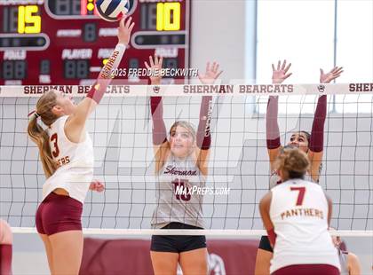 Thumbnail 1 in Sherman vs Bells (Hwy 75 Volleyfest) photogallery.