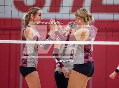 Thumbnail 2 in Sherman vs Bells (Hwy 75 Volleyfest) photogallery.