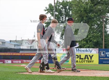 Thumbnail 3 in Warwick vs Selinsgrove (PIAA Class 5A First Round) photogallery.