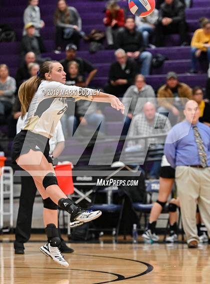 Thumbnail 2 in Rosebud-Lott vs. Crawford (UIL 2A Area Playoff) photogallery.