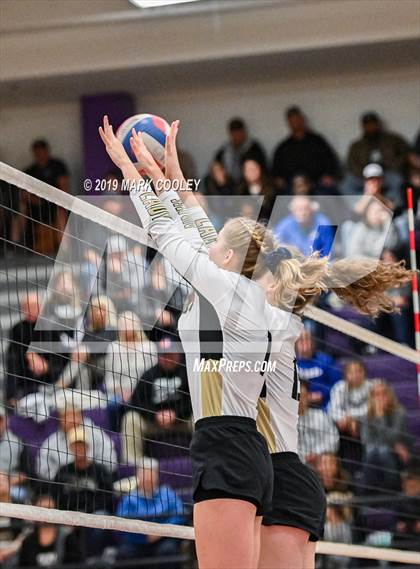 Thumbnail 3 in Rosebud-Lott vs. Crawford (UIL 2A Area Playoff) photogallery.