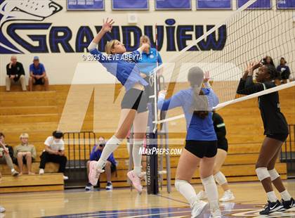 Thumbnail 3 in Overland @ Grandview photogallery.