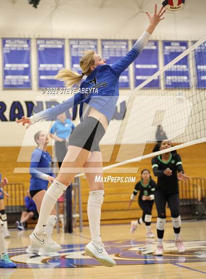 Thumbnail 1 in Overland @ Grandview photogallery.