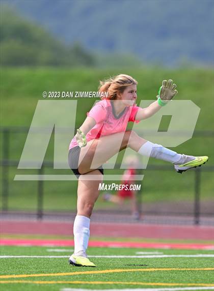 Thumbnail 2 in Central Columbia @ Bloomsburg photogallery.