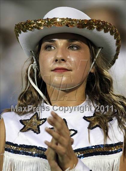 Thumbnail 3 in Nuevo Leon @ Stony Point photogallery.