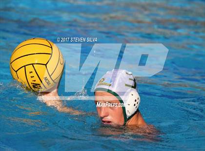 Thumbnail 3 in Clairemont vs. Mar Vista (CIF SDS D2 Quarterfinal) photogallery.