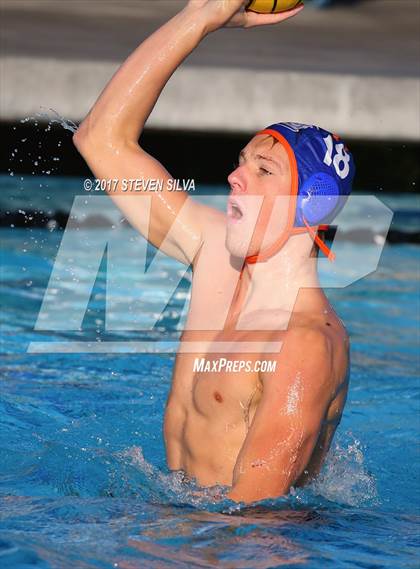 Thumbnail 1 in Clairemont vs. Mar Vista (CIF SDS D2 Quarterfinal) photogallery.