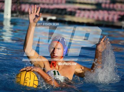 Thumbnail 3 in Clairemont vs. Mar Vista (CIF SDS D2 Quarterfinal) photogallery.