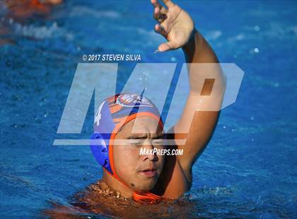 Thumbnail 2 in Clairemont vs. Mar Vista (CIF SDS D2 Quarterfinal) photogallery.