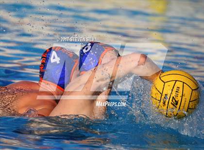Thumbnail 3 in Clairemont vs. Mar Vista (CIF SDS D2 Quarterfinal) photogallery.