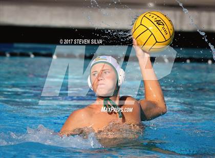 Thumbnail 3 in Clairemont vs. Mar Vista (CIF SDS D2 Quarterfinal) photogallery.