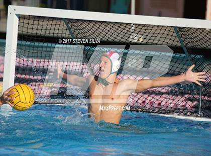 Thumbnail 3 in Clairemont vs. Mar Vista (CIF SDS D2 Quarterfinal) photogallery.