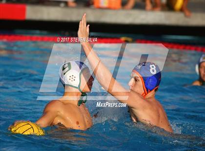 Thumbnail 3 in Clairemont vs. Mar Vista (CIF SDS D2 Quarterfinal) photogallery.