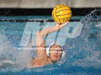 Thumbnail 3 in Clairemont vs. Mar Vista (CIF SDS D2 Quarterfinal) photogallery.