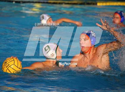 Thumbnail 3 in Clairemont vs. Mar Vista (CIF SDS D2 Quarterfinal) photogallery.