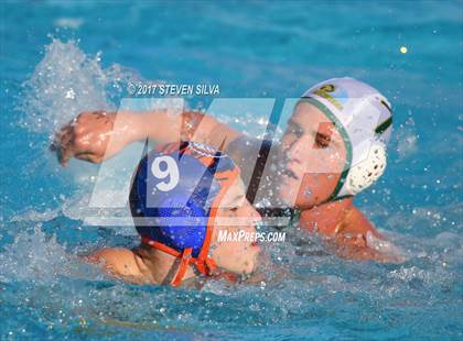 Thumbnail 3 in Clairemont vs. Mar Vista (CIF SDS D2 Quarterfinal) photogallery.