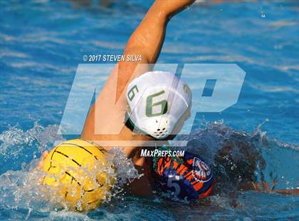 Thumbnail 3 in Clairemont vs. Mar Vista (CIF SDS D2 Quarterfinal) photogallery.