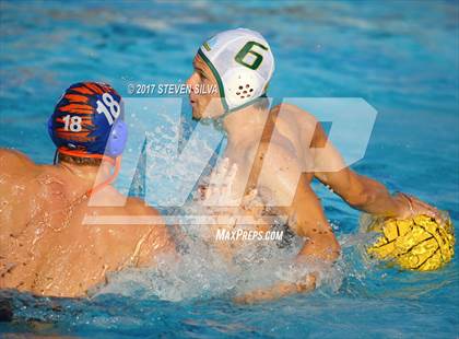 Thumbnail 3 in Clairemont vs. Mar Vista (CIF SDS D2 Quarterfinal) photogallery.