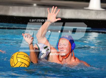 Thumbnail 3 in Clairemont vs. Mar Vista (CIF SDS D2 Quarterfinal) photogallery.