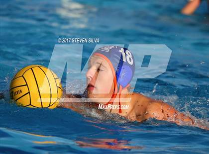 Thumbnail 2 in Clairemont vs. Mar Vista (CIF SDS D2 Quarterfinal) photogallery.