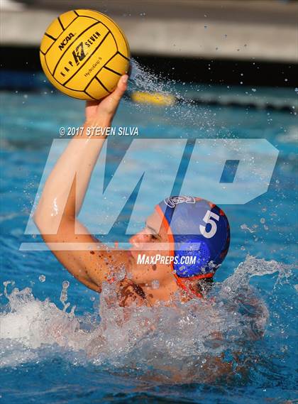 Thumbnail 2 in Clairemont vs. Mar Vista (CIF SDS D2 Quarterfinal) photogallery.