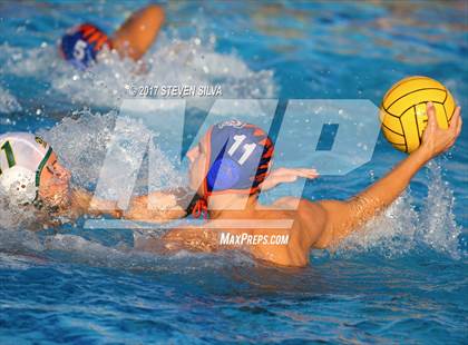 Thumbnail 3 in Clairemont vs. Mar Vista (CIF SDS D2 Quarterfinal) photogallery.