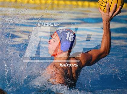 Thumbnail 3 in Clairemont vs. Mar Vista (CIF SDS D2 Quarterfinal) photogallery.