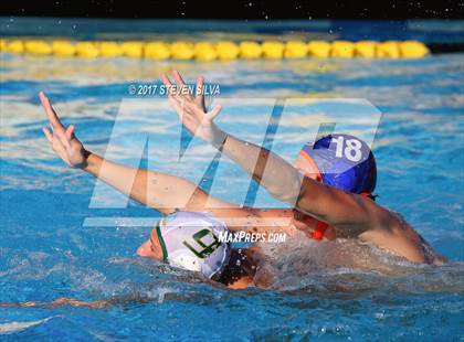 Thumbnail 3 in Clairemont vs. Mar Vista (CIF SDS D2 Quarterfinal) photogallery.