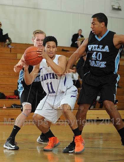Thumbnail 1 in Villa Park vs. Vista del Lago (MaxPreps Holiday Classic) photogallery.