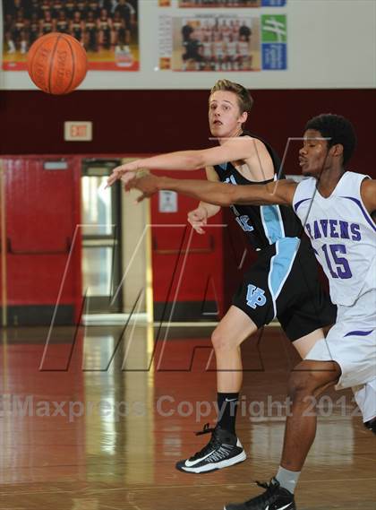 Thumbnail 2 in Villa Park vs. Vista del Lago (MaxPreps Holiday Classic) photogallery.