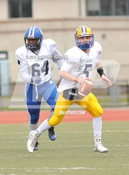 Thumbnail 2 in Nassau County Senior Game (Conference I&IV vs Conference II&III) photogallery.