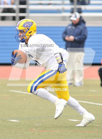 Thumbnail 2 in Nassau County Senior Game (Conference I&IV vs Conference II&III) photogallery.