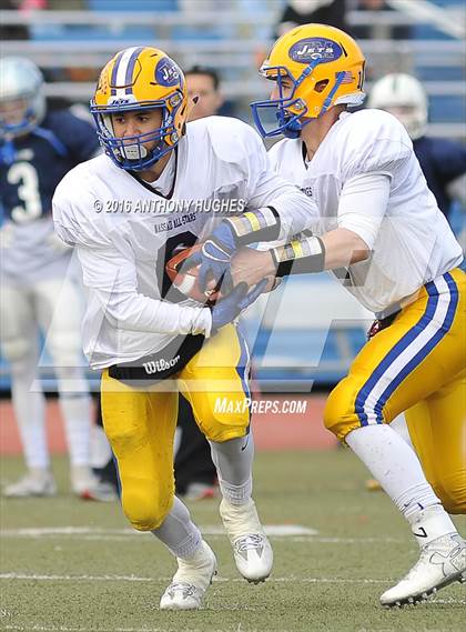 Thumbnail 1 in Nassau County Senior Game (Conference I&IV vs Conference II&III) photogallery.
