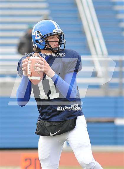 Thumbnail 2 in Nassau County Senior Game (Conference I&IV vs Conference II&III) photogallery.