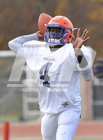 Thumbnail 1 in Nassau County Senior Game (Conference I&IV vs Conference II&III) photogallery.