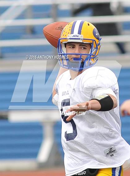 Thumbnail 1 in Nassau County Senior Game (Conference I&IV vs Conference II&III) photogallery.