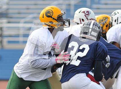 Thumbnail 1 in Nassau County Senior Game (Conference I&IV vs Conference II&III) photogallery.