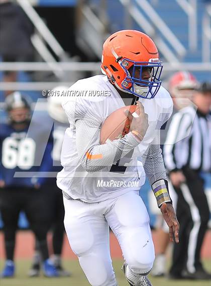 Thumbnail 2 in Nassau County Senior Game (Conference I&IV vs Conference II&III) photogallery.