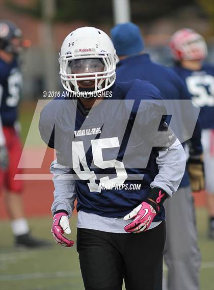 Thumbnail 2 in Nassau County Senior Game (Conference I&IV vs Conference II&III) photogallery.