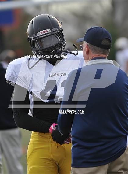 Thumbnail 2 in Nassau County Senior Game (Conference I&IV vs Conference II&III) photogallery.