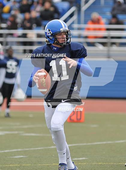 Thumbnail 2 in Nassau County Senior Game (Conference I&IV vs Conference II&III) photogallery.