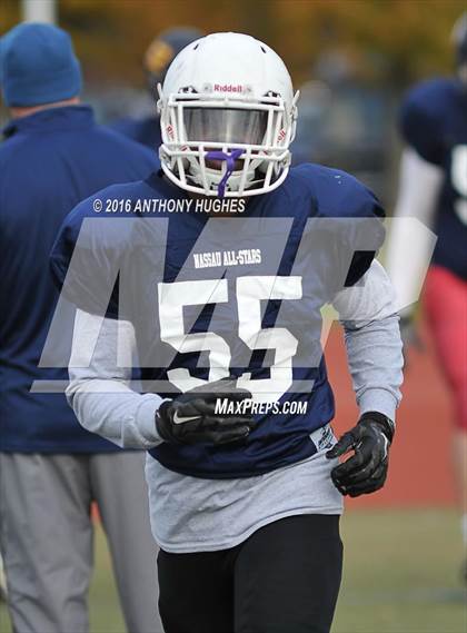 Thumbnail 2 in Nassau County Senior Game (Conference I&IV vs Conference II&III) photogallery.