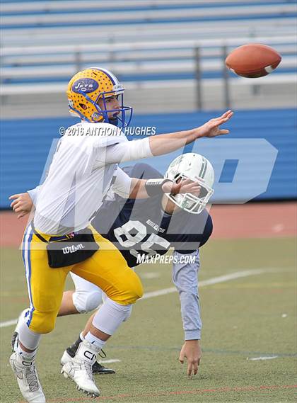 Thumbnail 3 in Nassau County Senior Game (Conference I&IV vs Conference II&III) photogallery.