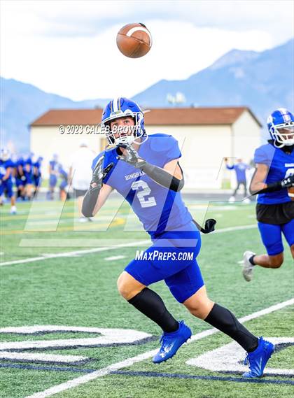 Thumbnail 1 in Mater Dei @ Bingham photogallery.