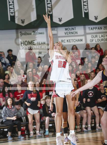 Thumbnail 1 in Tappan Zee vs Walter Panas (Section 1 Class A Final) photogallery.